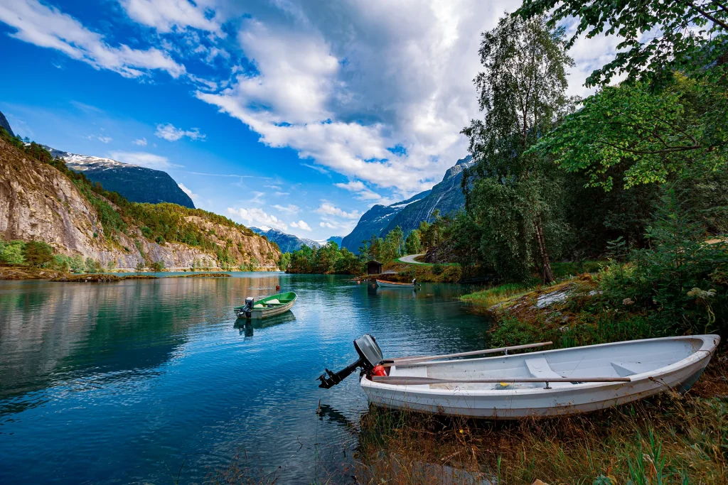Coolcation Norway Lake